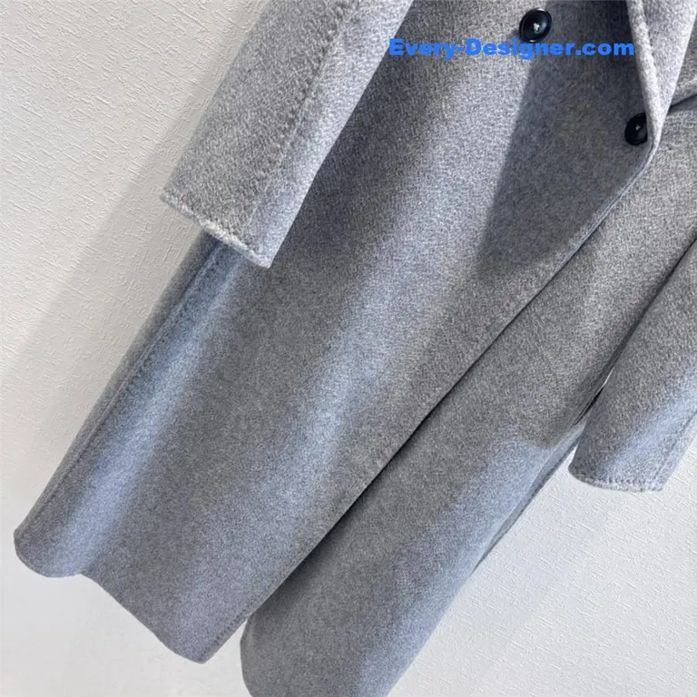 Hermès cashmere coat with large lapels